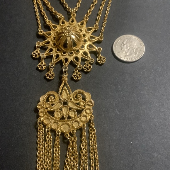 Stunning… Gold Art Nouveau Large 40 inch necklace - Picture 13 of 13